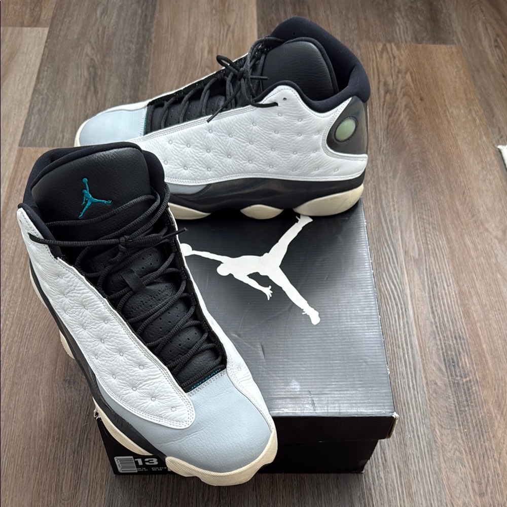 Air Jordan 13 Retro Sneakers